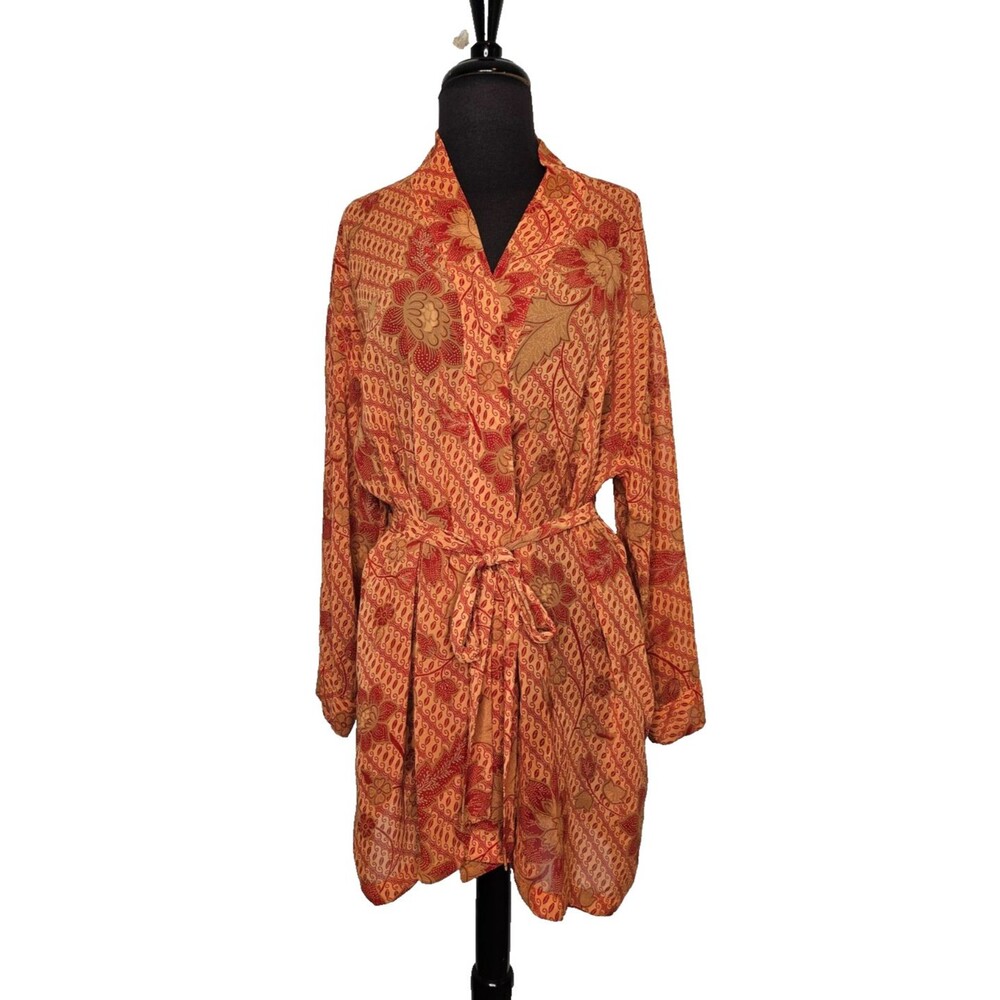 VICTORIA'S SECRET Satin Kimono Robe Orange OS Attached Belt Pockets Short Silky